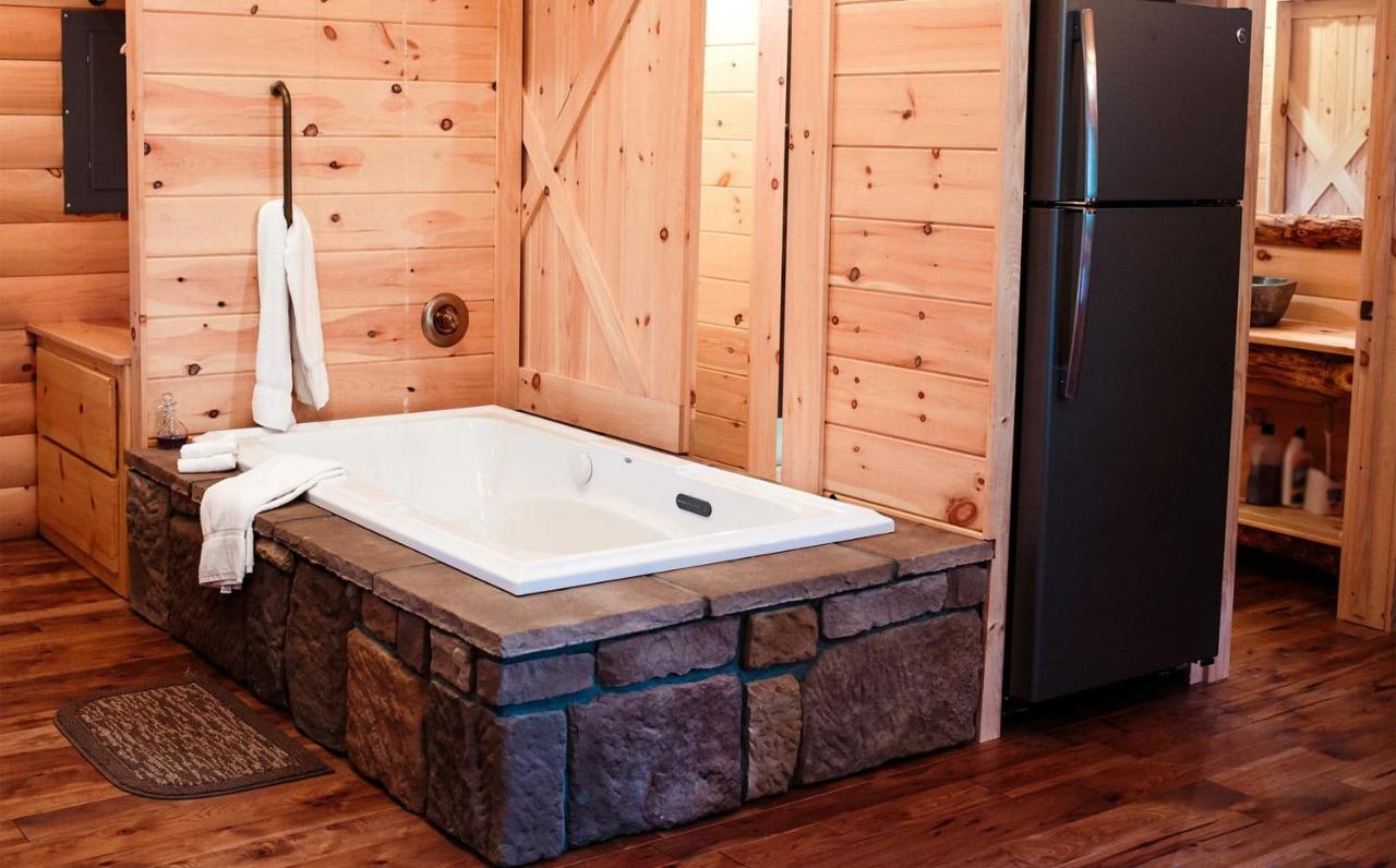 Cricket Hill Treehouse By Amish Country Lodging Millersburg Eksteriør billede